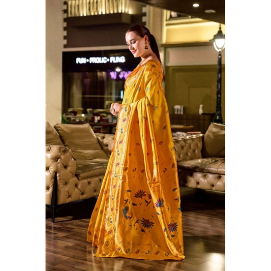 Women's Silk Blend Zari Woven Saree With Unstitched Blouse 5.5Mtr (Mustard)