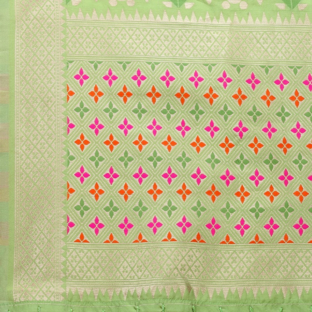 Women's Silk Pure Zari weaving Duppatta (Light Green, Length: 2-2.3 Mtrs)