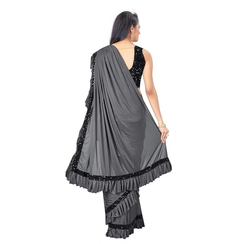 Grey lycra saree for women — pallu detail