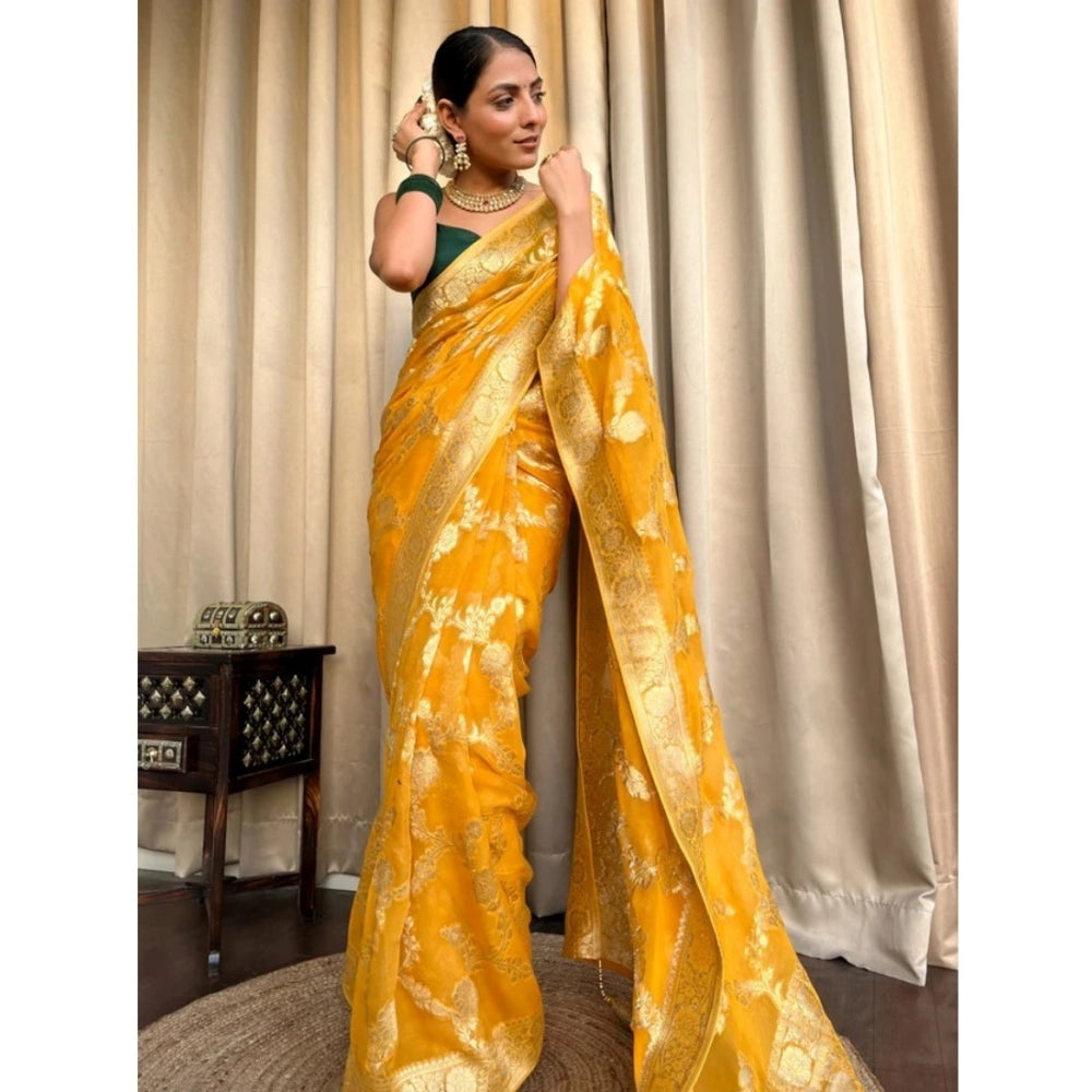 Gold Yellow silk saree for women — pallu detail