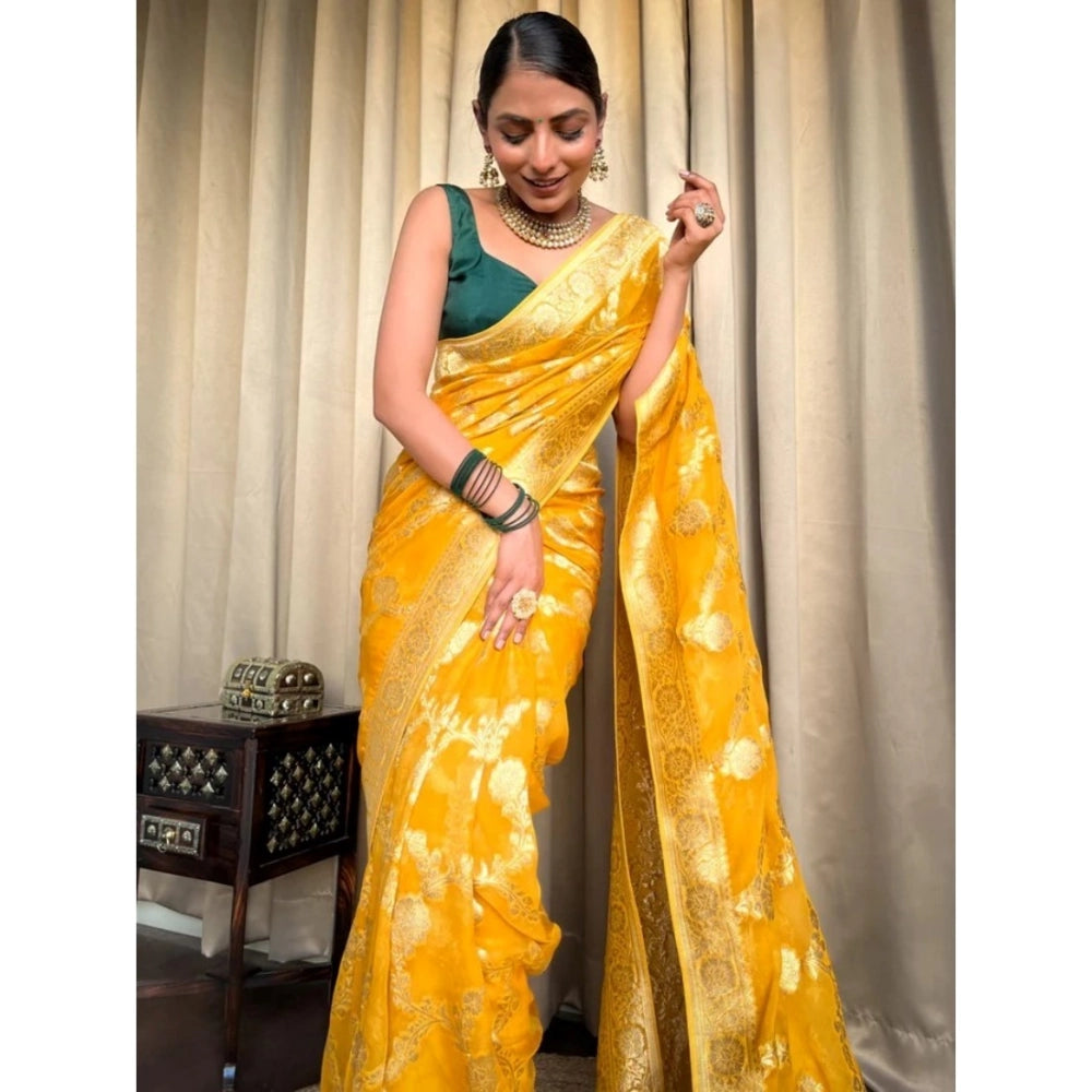 Gold Yellow silk saree for women — pallu detail