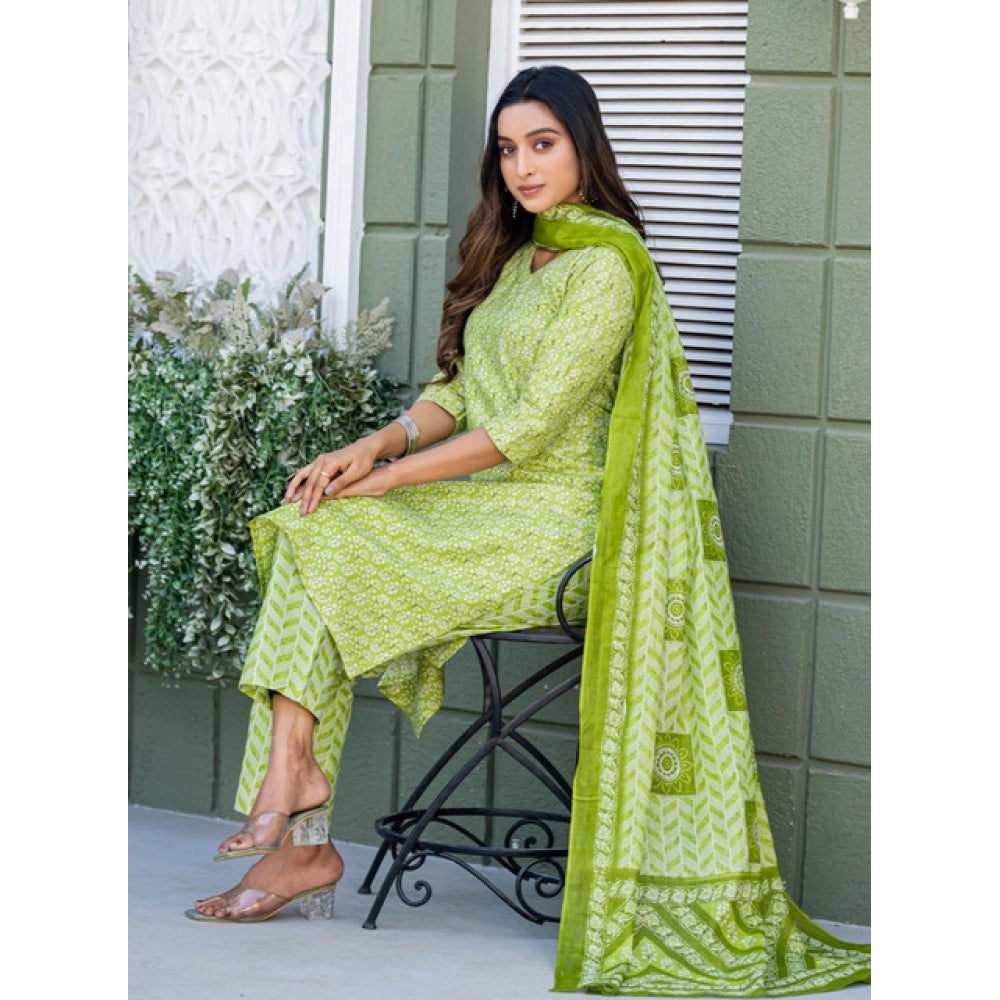 Parrot cotton blend kurti pant dupatta set for women — full look