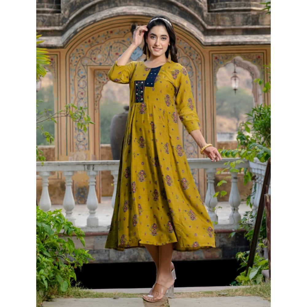 Mehendi rayon a-line kurti for women — full look