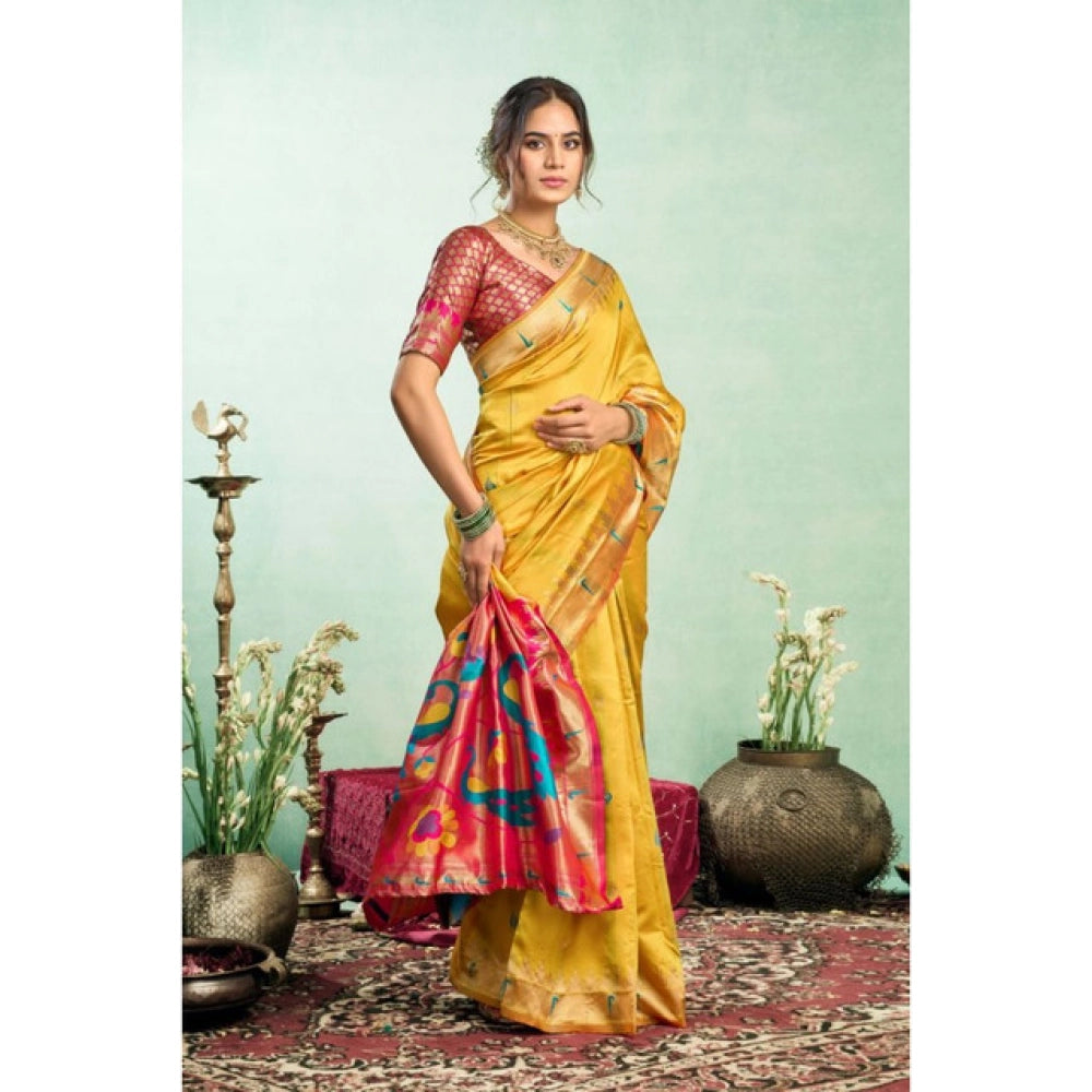 Mustard silk blend saree for women — pallu detail